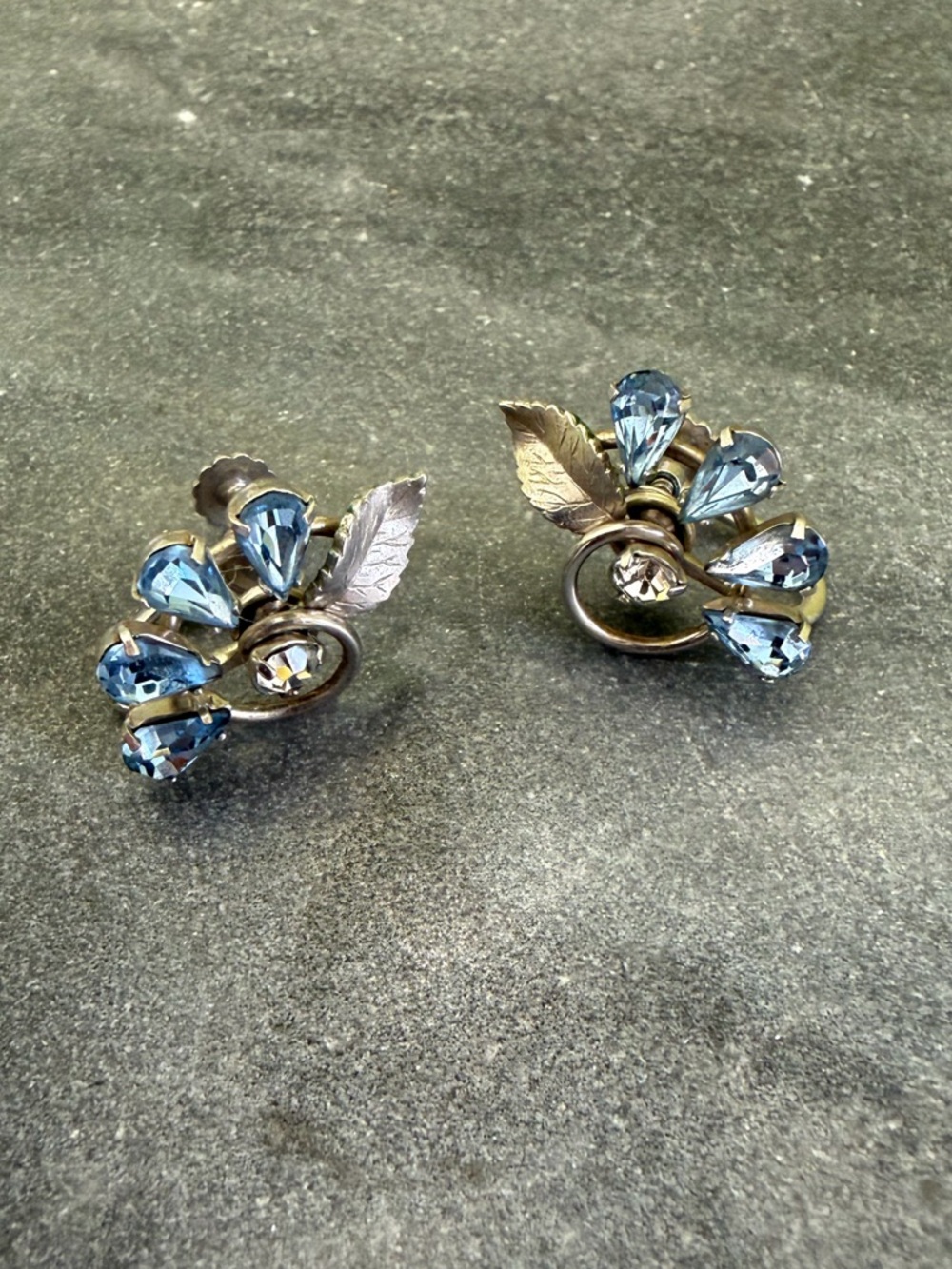 Vintage Bright Blue Teardrop Crystal Silver Earrings - Picture 10 of 11